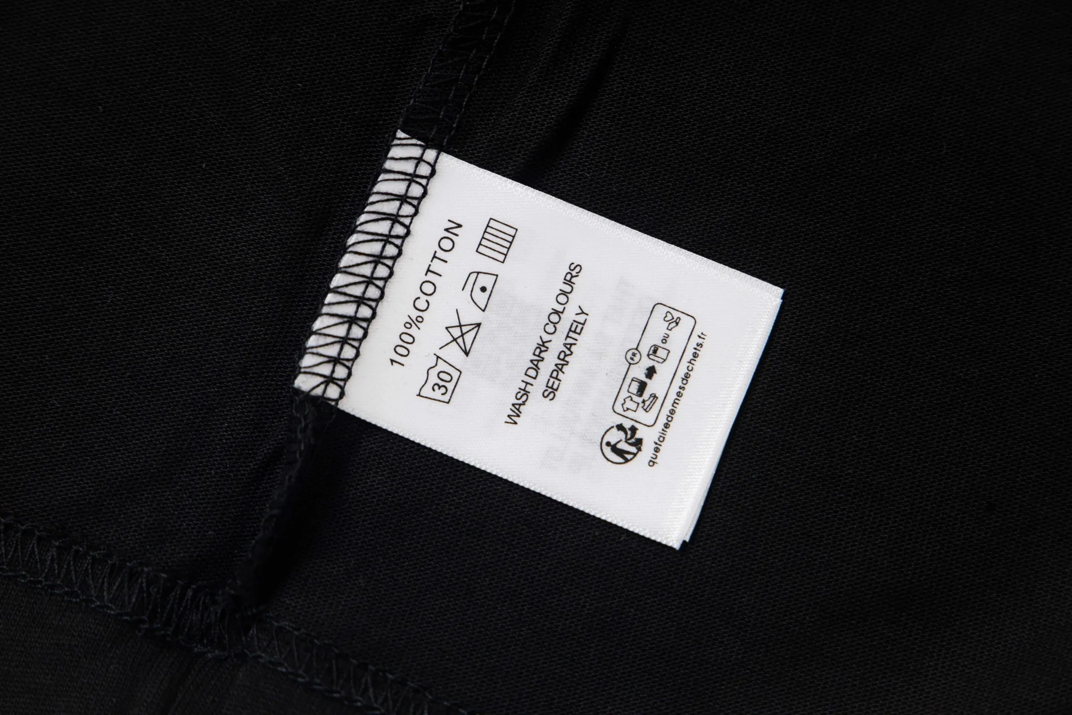 2216#Active Black ｜ THAT'S A AWFUL LOT OF COUGH SYRUP In Stock Real shot American simple fashion brand loose casual T-shirt Fabric (fabric): 32 counts Weight combed double yarn pure cotton Sizes (size): S-M L X L Color (colour): Black 👉